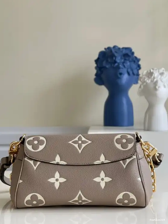 FAVORITE LOUIS VUITTON 0423